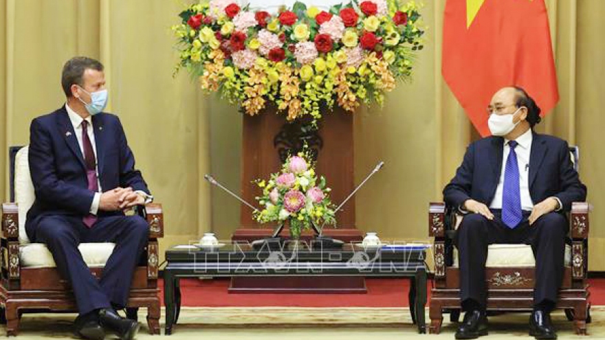 Australian trade minister welcomed in Hanoi